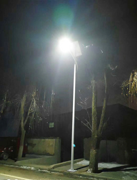 积石山县兴庆太阳能路灯项目