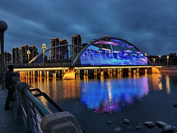 1742970194152440.jpg 兴庆河道亮化.jpg